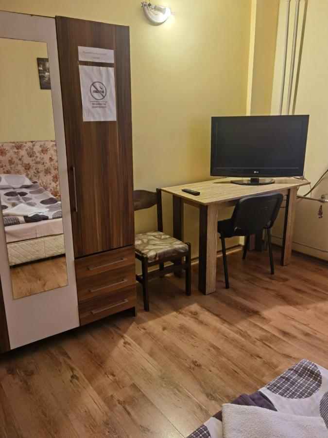 House For Guests And Friends Hotel Svishtov Buitenkant foto